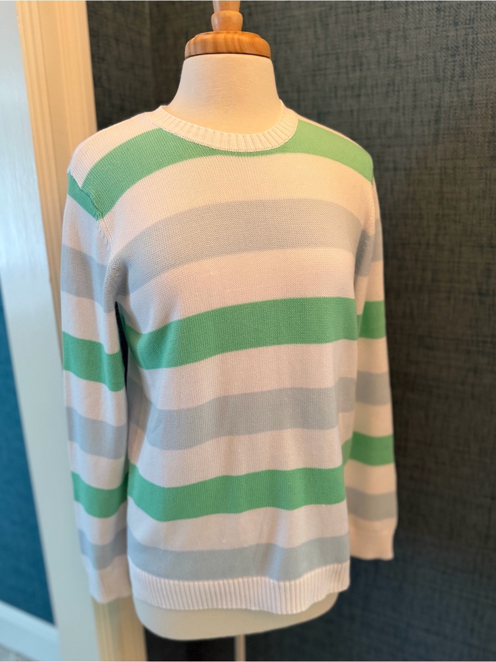 Women’s Bella Bliss Striped Crewneck Sweater White, Mint & Light Gray - S - NWT